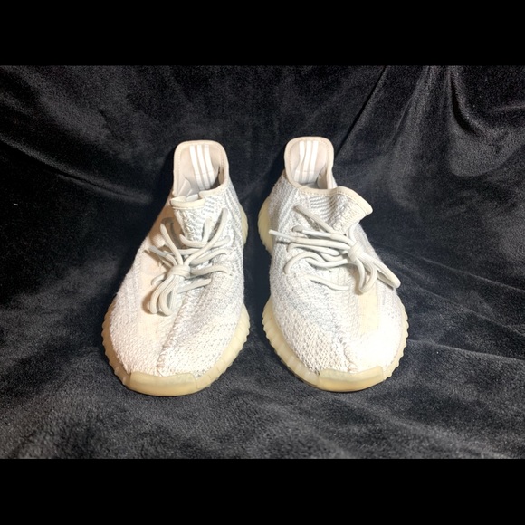 adidas Yeezy Boost 350 V2 Cloud White size 9 mens - Picture 2 of 3